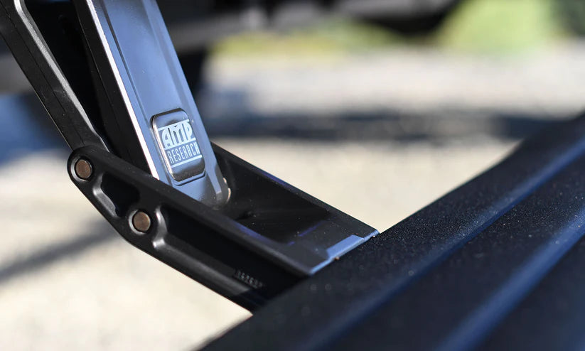 AMP Research PowerStep™ Smart Series GMC-CHEVROLET